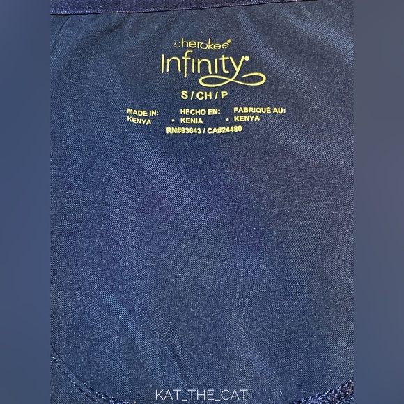 Cherokee Women's Blue Infinity Round Neck Scrub Top in Small - Picture 7 of 10